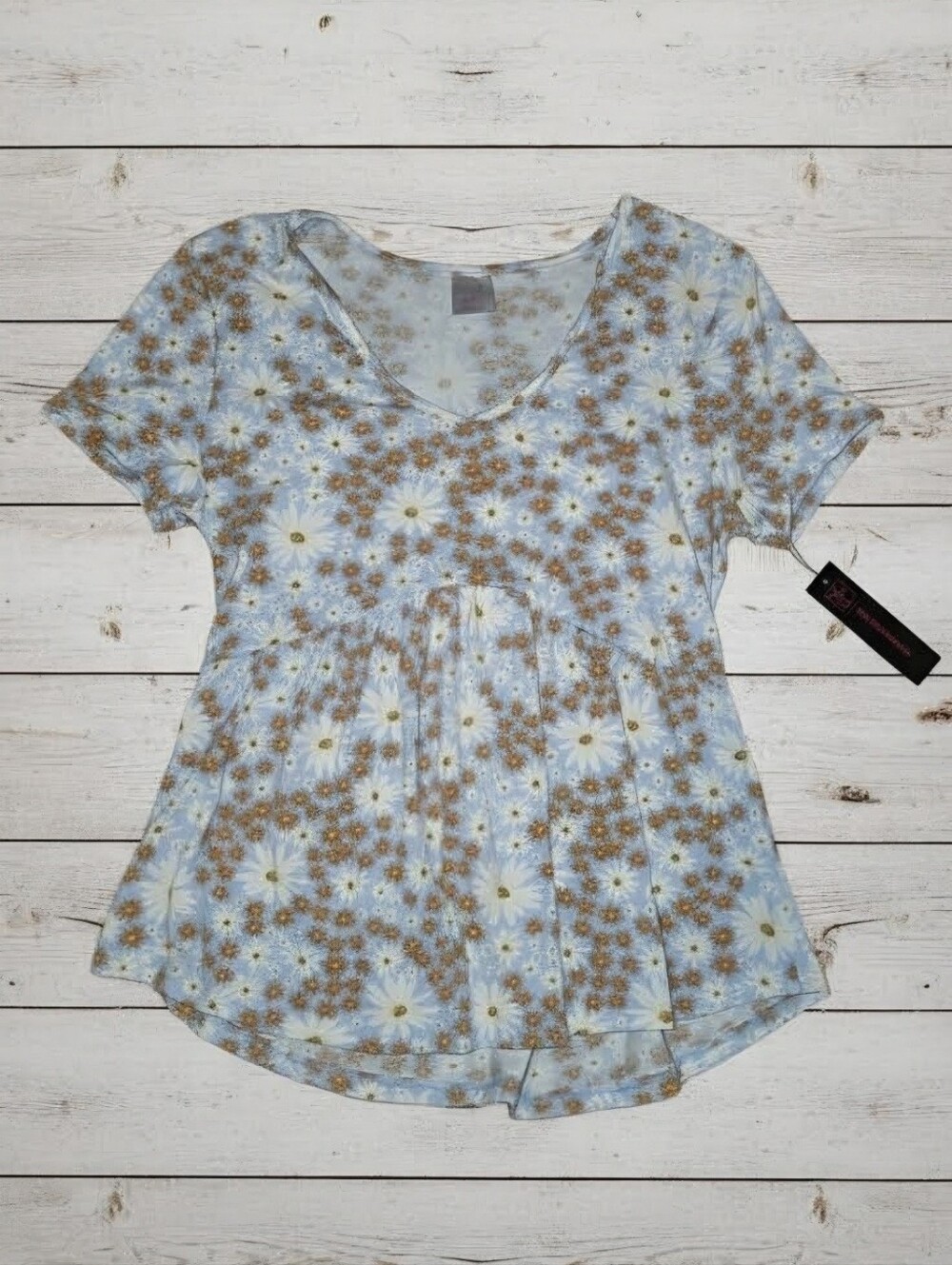 No Boundaries White Floral V-Neck Babydoll Top - White & Brown